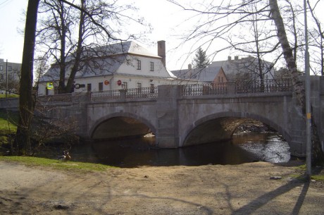 008 Barokní kamenný most, duben 2009