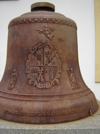 004 Zvon k 50. výročí první tavby ŽĎASU z r. 2001, říjen 2005