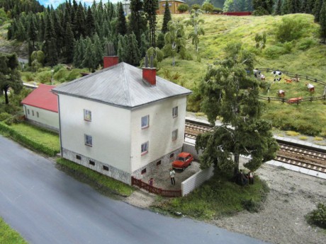 033 Nádražní budova v Hamrech nad Sázavou